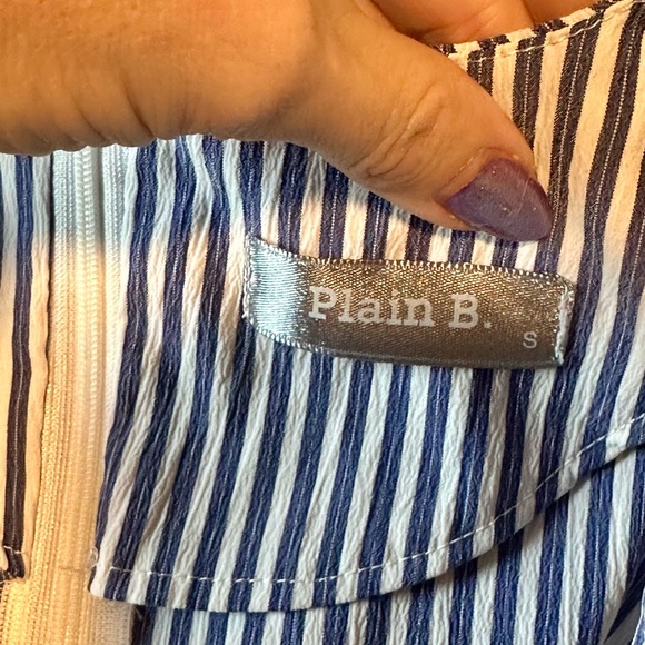 Plain B small blue and white stripe dress - Picture 10 of 15